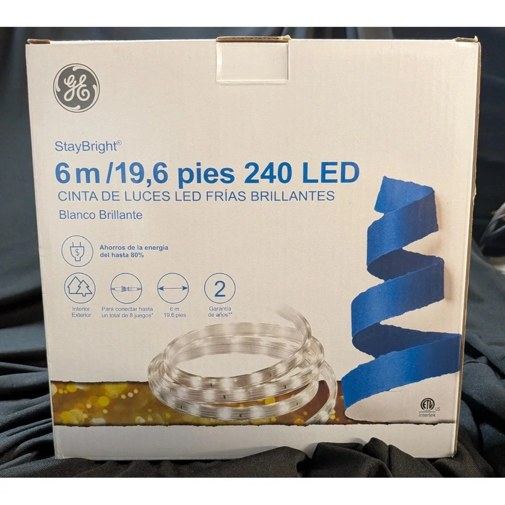 GE StayBright 240-Light 19.6-ft Cool White Integrated LED Christmas Tape Lights